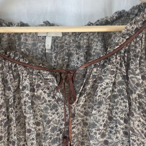 Joie Sheer Brown Floral Print Peasant Style Festival Top Sz S - Picture 4 of 7